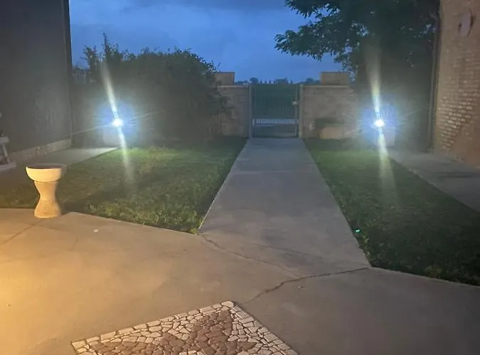 Tra Campagna E Mare 4*