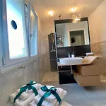 Oda ve Kahvaltı Tra Campagna E Mare