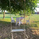 Tra Campagna E Mare Oda ve Kahvaltı 4*