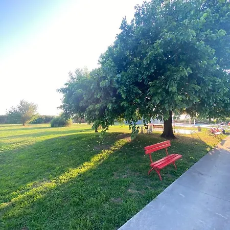 Tra Campagna E Mare Oda ve Kahvaltı 4*