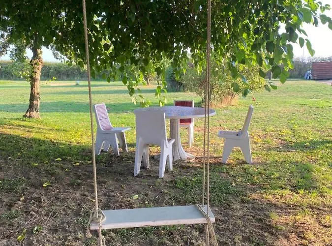 Tra Campagna E Mare Oda ve Kahvaltı 4*