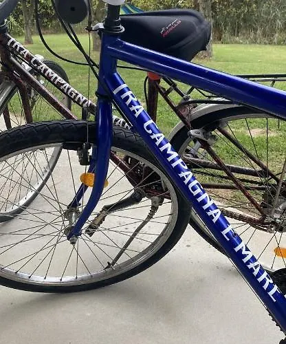 Oda ve Kahvaltı Tra Campagna E Mare