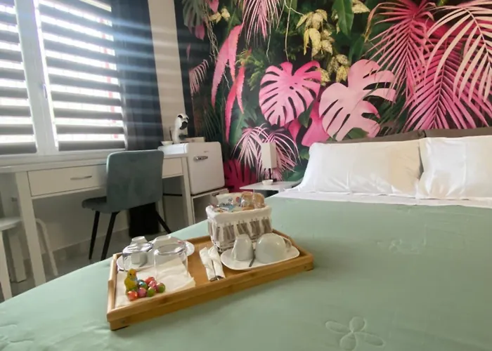 Oda ve Kahvaltı Tra Campagna E Mare 4*